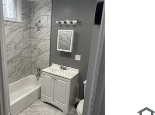 552 Grove St, Irvington, NJ 07111