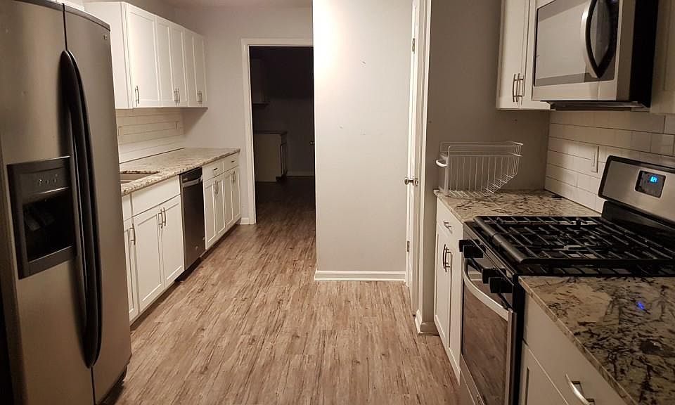 2nd image of 5712 Port Dr