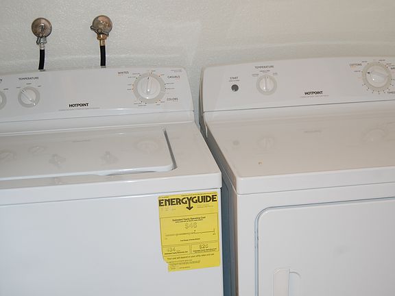 5th image of 1600 N Saba St Unit 182
