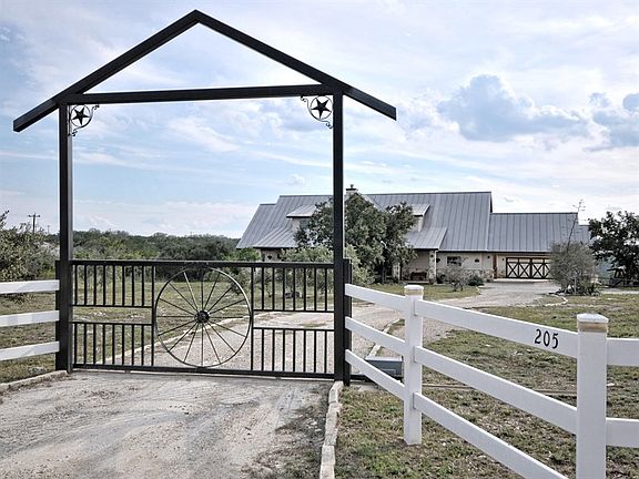 3rd image of 205 County Road 2744