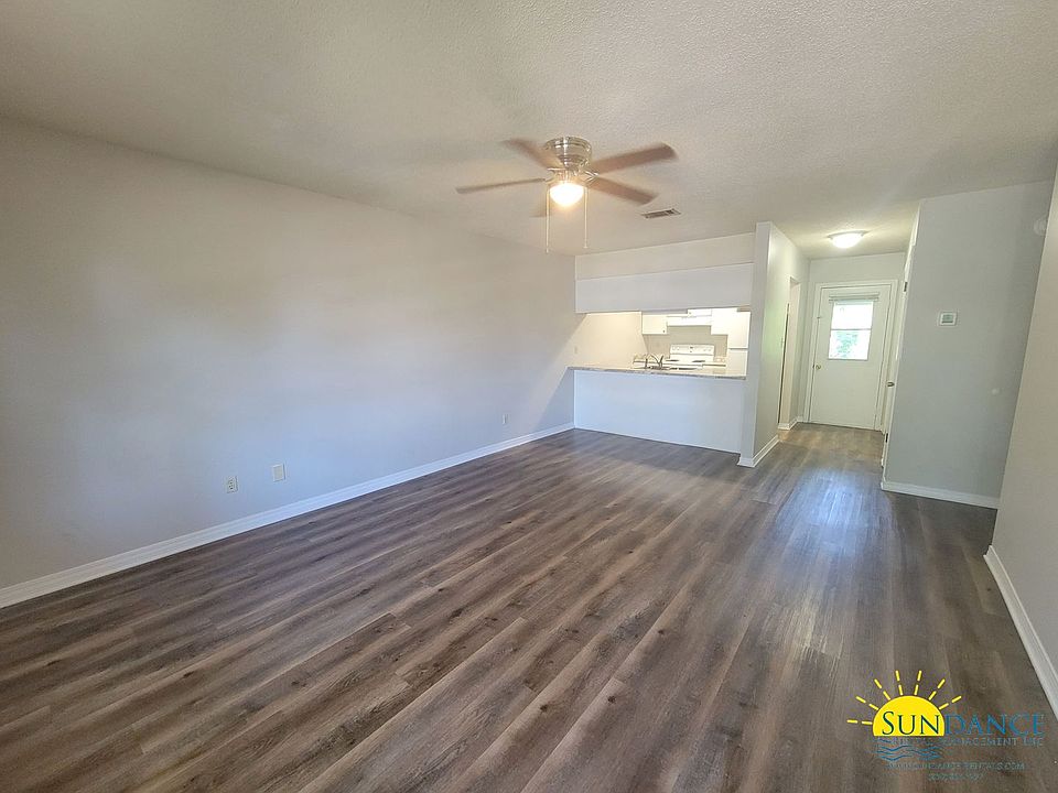 1st image of 510D Landview St