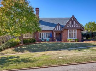 1007 4th Ave, West Point, GA 31833