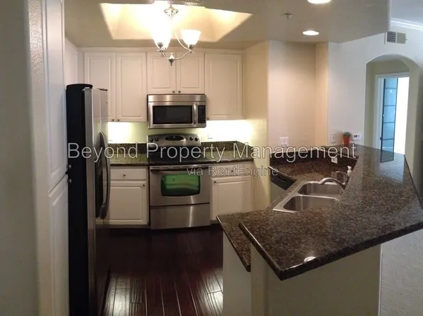 9263 Regents Rd Unit B209, San Diego, CA 92122