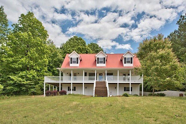 1st image of 221 E River Bend Dr