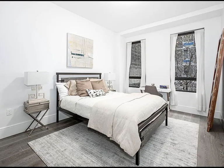231 W 26th St #6 — Photo 7