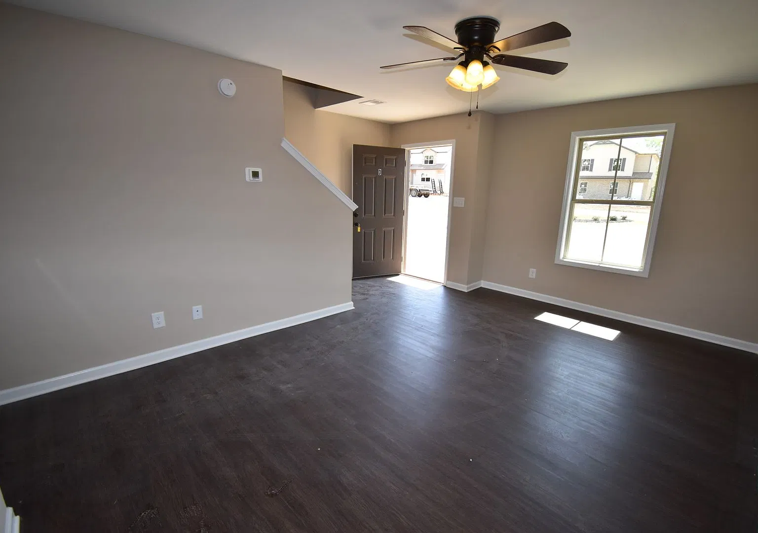 Smithson Ln - 227 — Photo 3