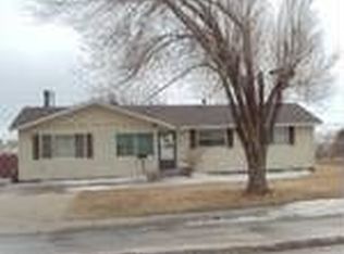 170 La Paloma Dr, Rawlins, WY 82301