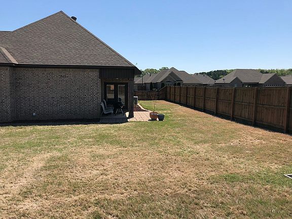 4th image of 3233 Stonehenge Dr