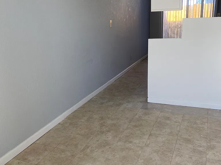 424 W Wilson Ave #A — Photo 4