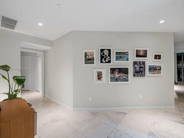 480 NE 31st St #1701 — Photo 6