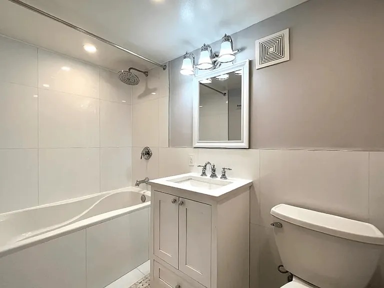 752 W End Ave #17G — Photo 7