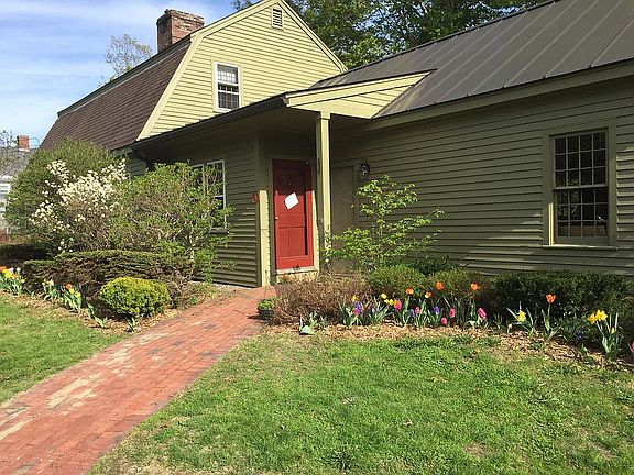 Spring welcome home!