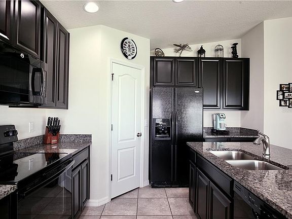 5th image of 3626 Gretchen Dr