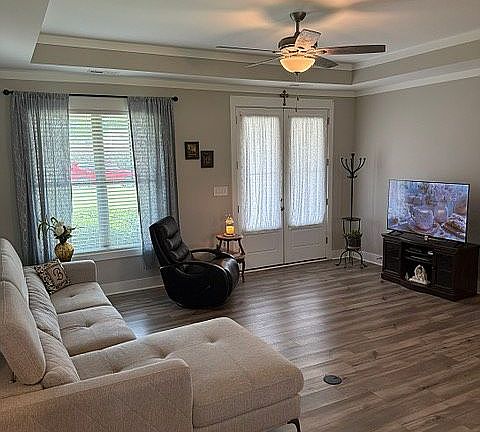 2nd image of 165 Homestead Dr