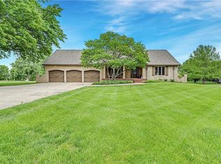 11260 W 155th Ter, Overland Park, KS 66221