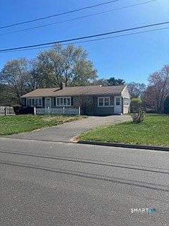 1st image of 124 Sherman Road