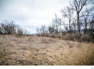 Applebutter Rd, Bethlehem, PA 18015