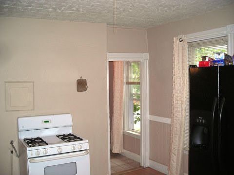 3rd image of 51 Bellevue Ave