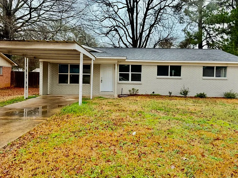 3602 Belmont Ave — Photo 1