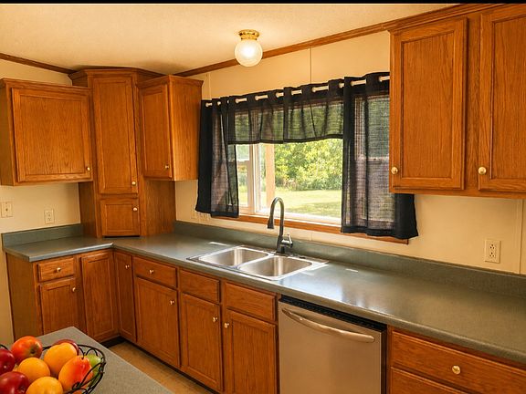 5th image of 409713 E 1080th Rd