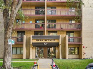 430 5th Avenue N #502, Saskatoon, SK S7K 6Z2