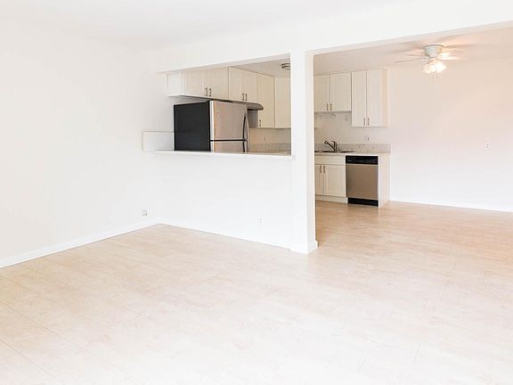 3rd image of 255 N Union Ave APT 2