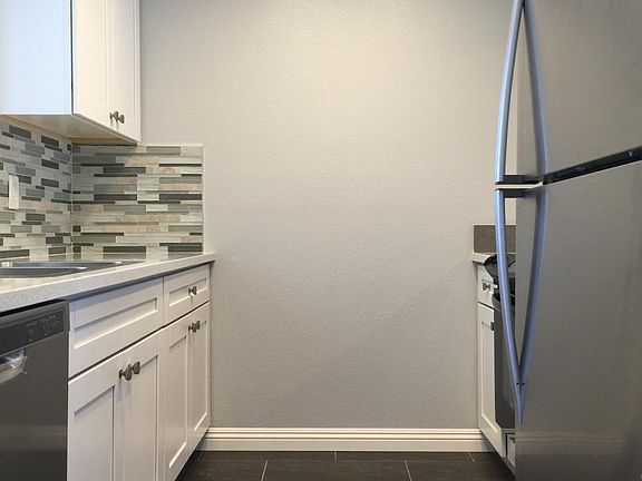 2nd image of 3316 Shadow Park Pl