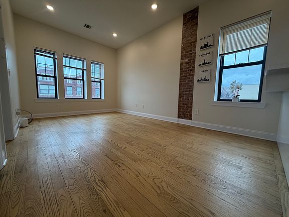 5th image of 84 Van Wagenen Ave #3L
