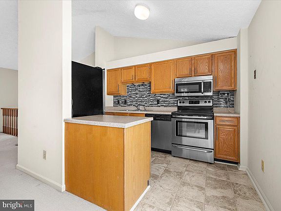 4th image of 2908 Crystal Palace Ln