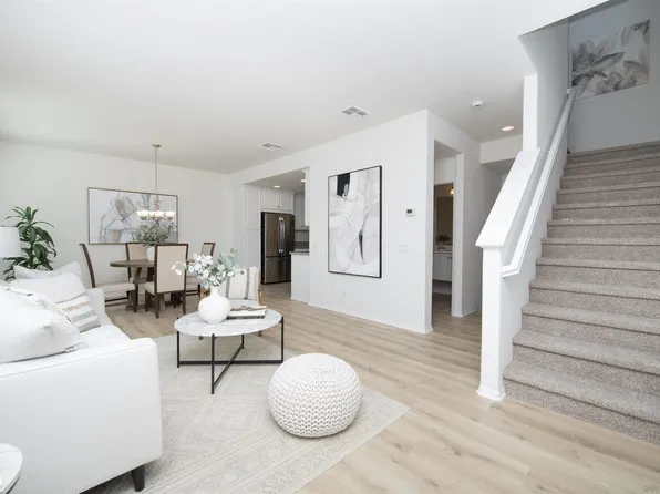 1605 Waterlily Way, San Marcos, CA 92078