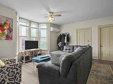 281 Williams St #2 — Photo 3