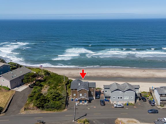 3rd image of 2221 SW Coast Ave
