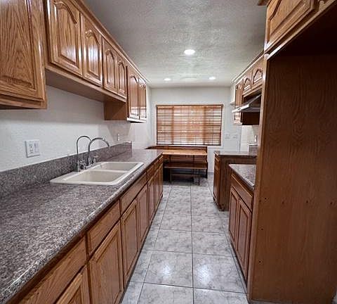 5th image of 3229 W 110th St
