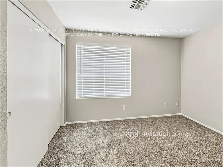 6526 N 69th Dr — Photo 17
