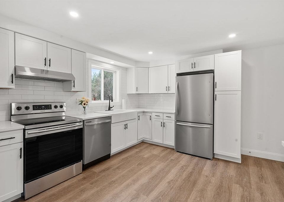1st image of 855 S Main St Unit 855