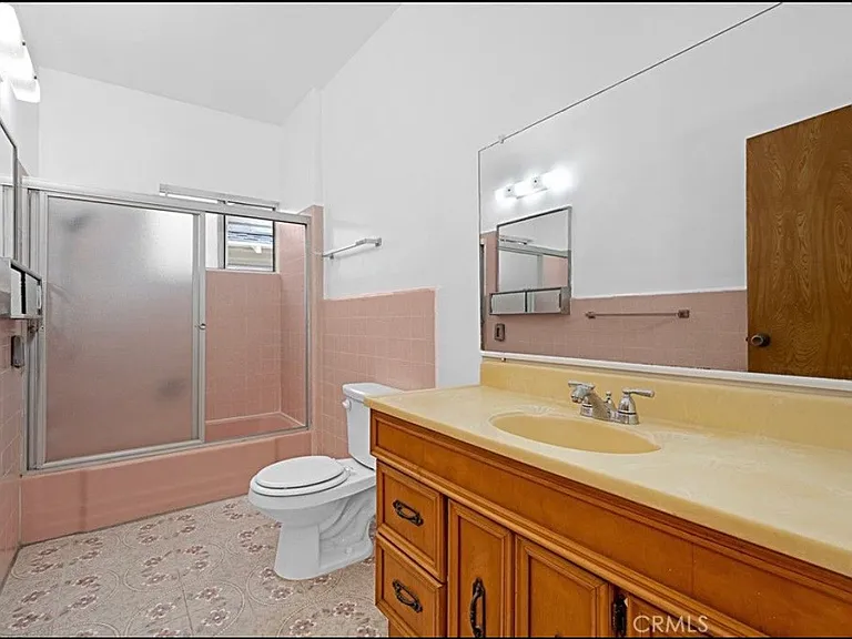 234 W 12th St #234 — Photo 17