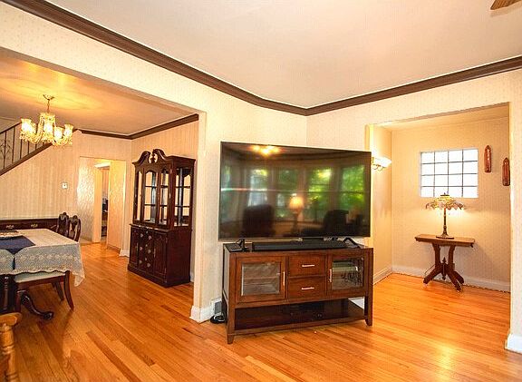 4th image of 803 S Cuyler Ave