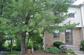 2nd image of 220 Foxtrail Ct
