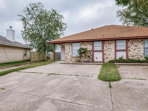 2nd image of 404 Claire Ct