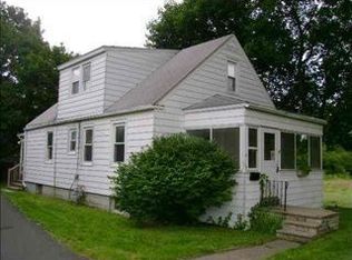 9 Irving St, Albany, NY 12202