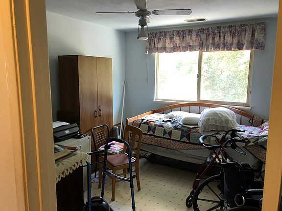 5th image of 22765 Avenue 92