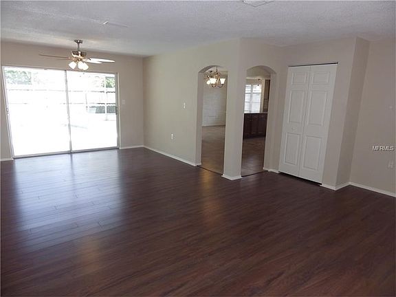 5th image of 9530 Richwood Ln
