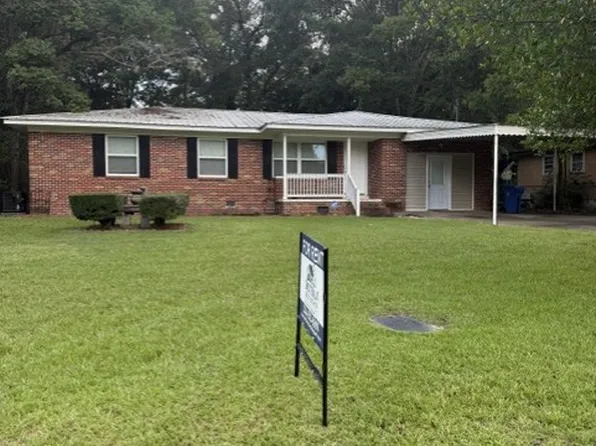 310 Massee Dr, Dothan, AL 36301