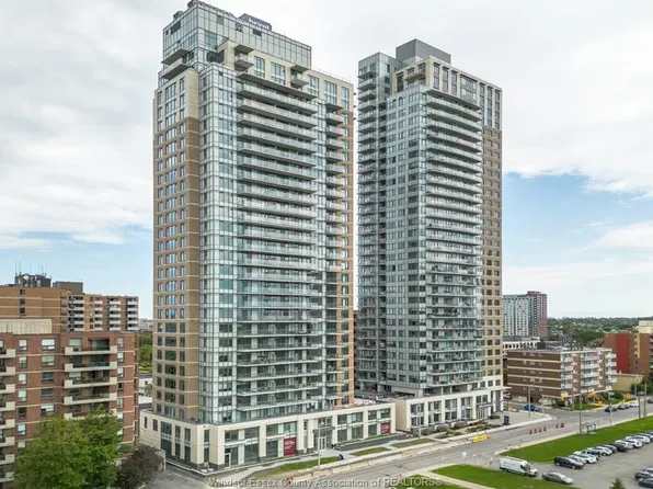 121 Parkdale Ave #2510, Ottawa, ON K1Y 4J2