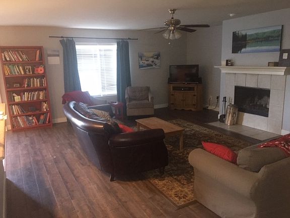 4th image of 7632 Hollow Forest Dr