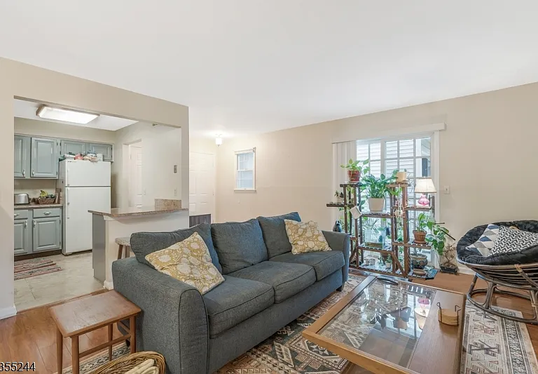 105 Alexandria Way — Photo 16