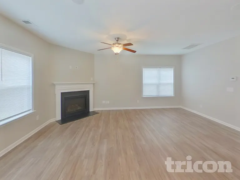 9 Routhland Ct — Photo 2