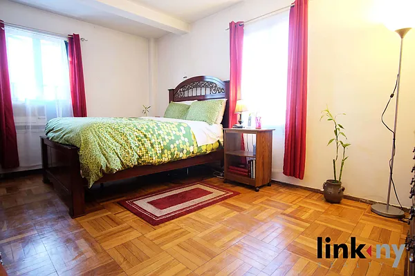 Sold by Link NY Realty | media 11