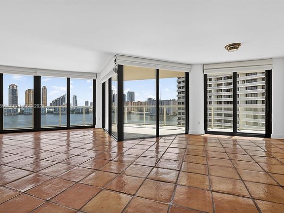 2nd image of 4000 Island Blvd #1507