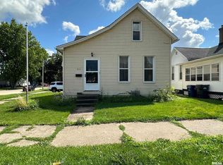 551 3rd Ave N, Clinton, IA 52732